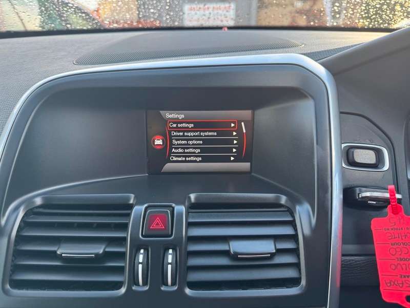 2015 VOLVO XC60 2015 VOLVO XC60