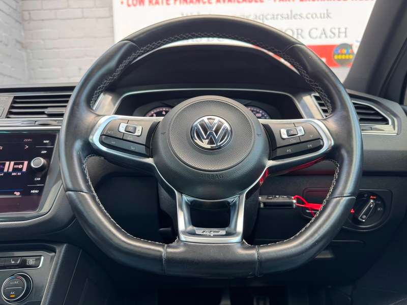 2018 VOLKSWAGEN TIGUAN 2018 VOLKSWAGEN TIGUAN