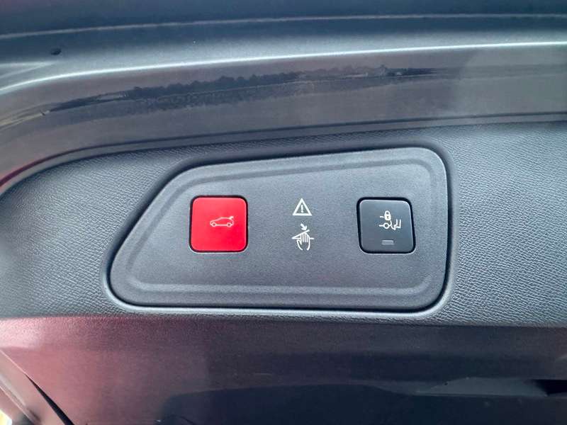 2019 PEUGEOT 3008 2019 PEUGEOT 3008