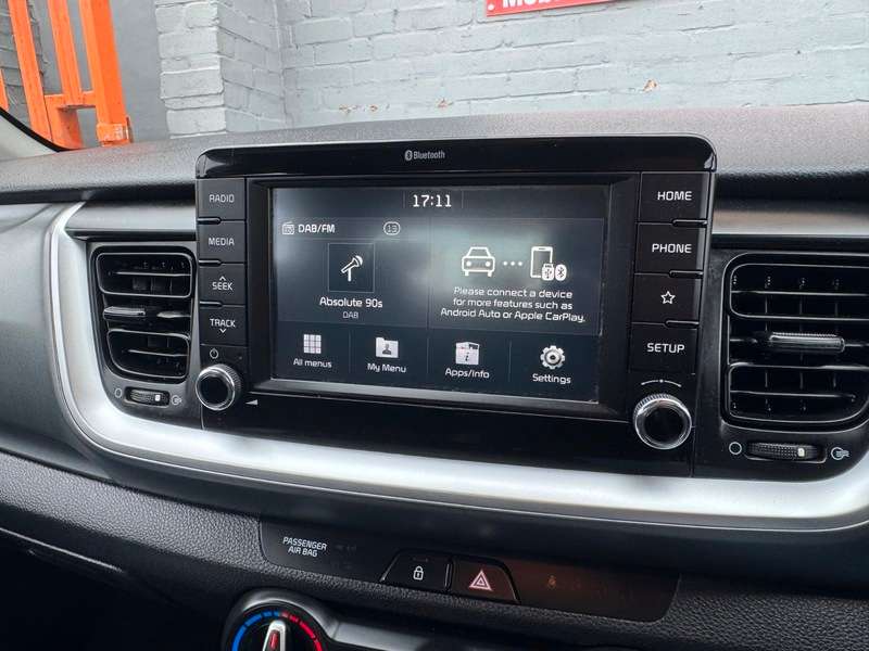 2019 KIA STONIC 2019 KIA STONIC