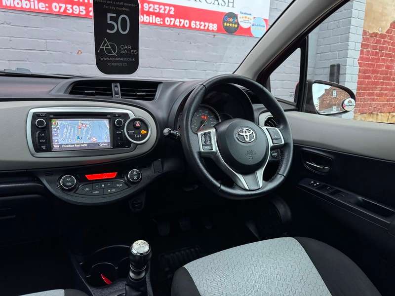 2013 TOYOTA YARIS 2013 TOYOTA YARIS