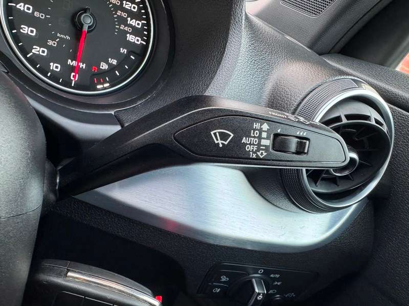 2017 AUDI Q2 2017 AUDI Q2