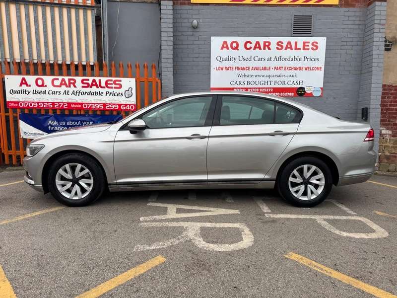 A 2015 VOLKSWAGEN PASSAT S TDI BLUEMOTION TECHNOLOGY A 2015 VOLKSWAGEN PASSAT S TDI BLUEMOTION TECHNOLOGY