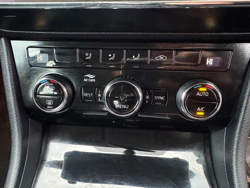 2019 SKODA SUPERB 2019 SKODA SUPERB