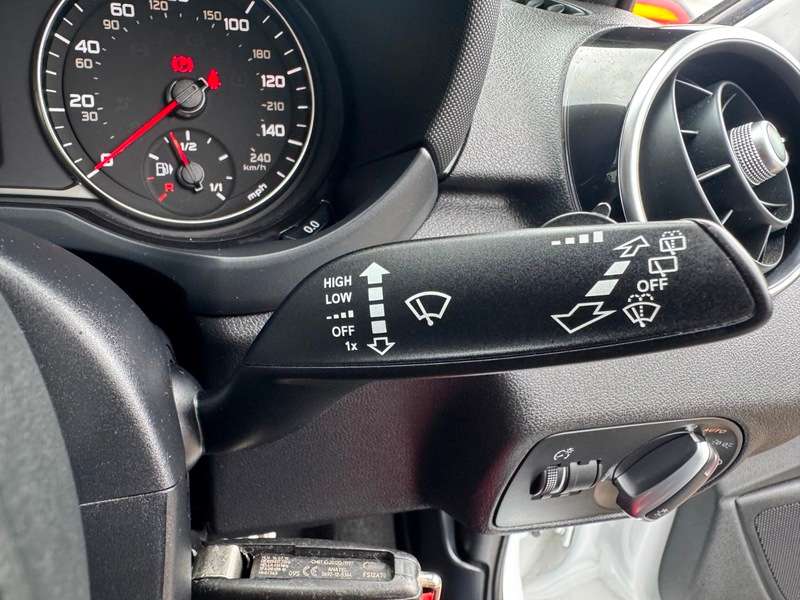 2015 AUDI A1 2015 AUDI A1