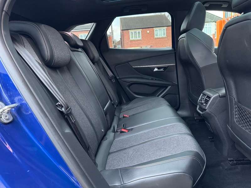 2019 PEUGEOT 3008 2019 PEUGEOT 3008