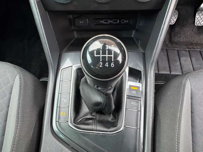 2018 VOLKSWAGEN TIGUAN 2018 VOLKSWAGEN TIGUAN