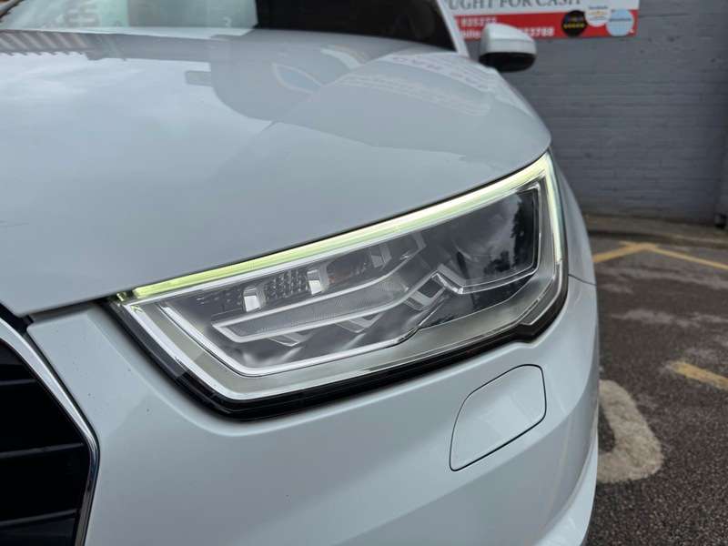 2015 AUDI A1 2015 AUDI A1