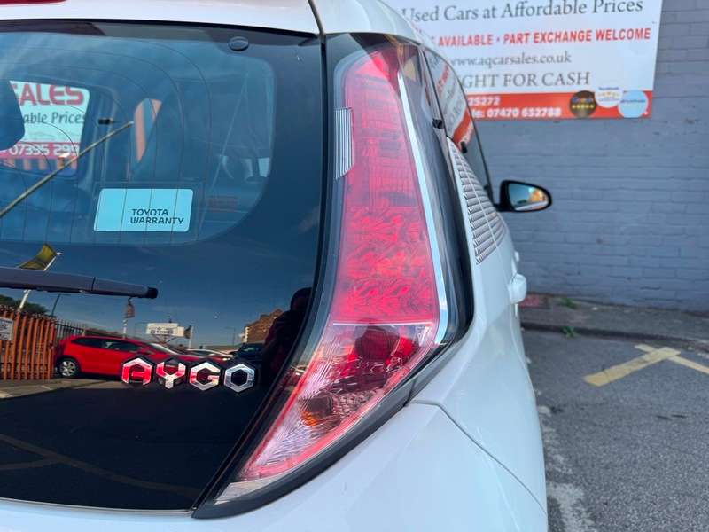2017 TOYOTA AYGO 2017 TOYOTA AYGO