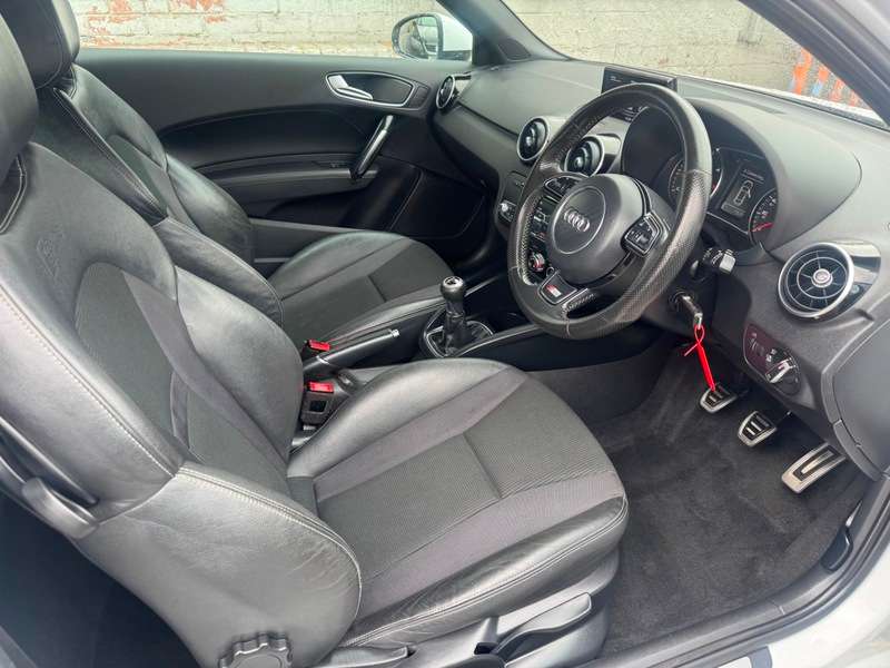 2015 AUDI A1 2015 AUDI A1