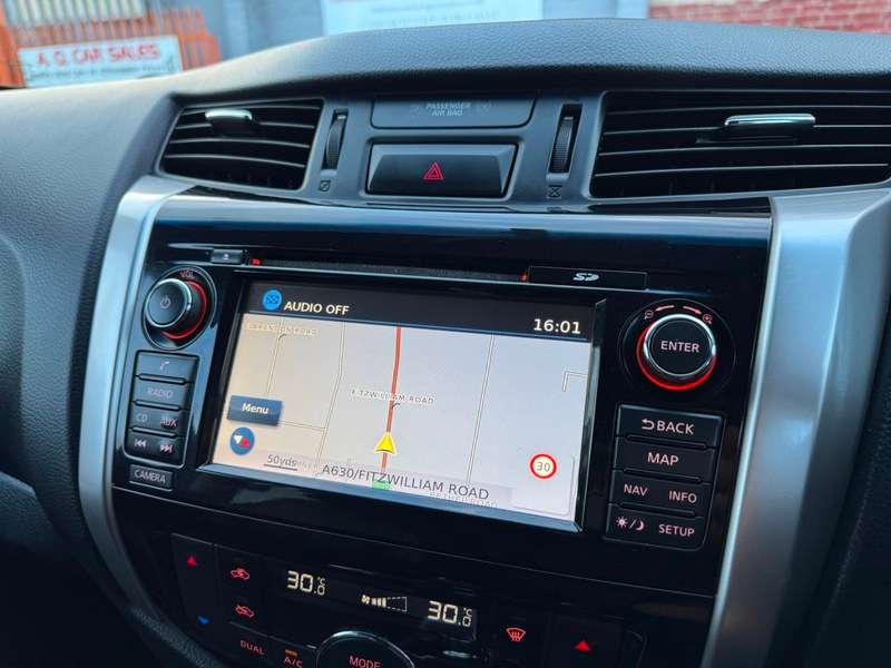 2016 NISSAN NAVARA 2016 NISSAN NAVARA