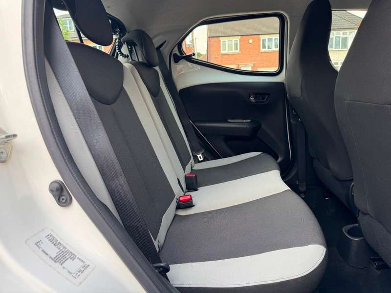 2017 TOYOTA AYGO 2017 TOYOTA AYGO