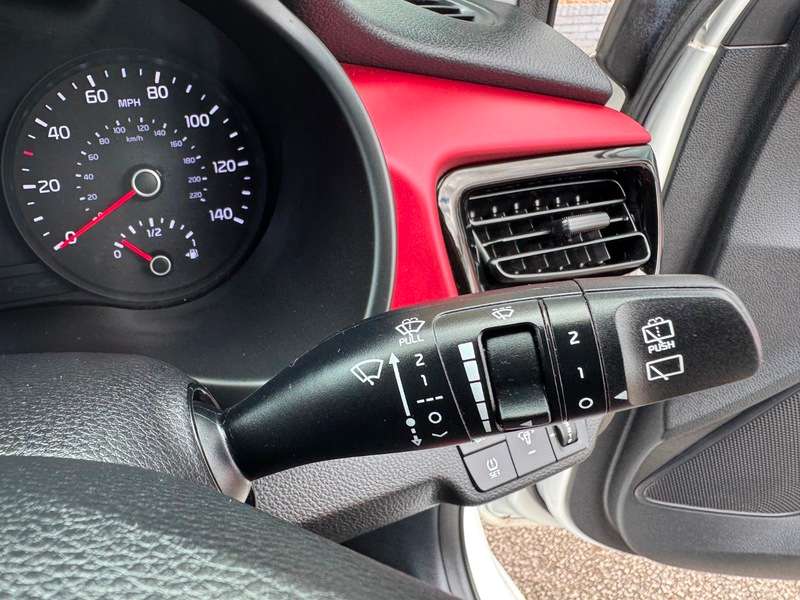 2017 KIA RIO 2017 KIA RIO