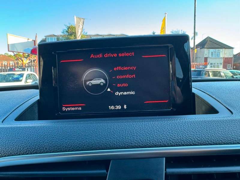 2015 AUDI Q3 2015 AUDI Q3