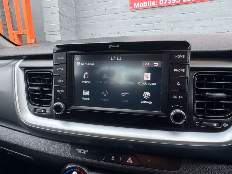 2019 KIA STONIC 2019 KIA STONIC