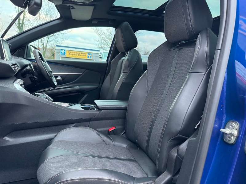 2019 PEUGEOT 3008 2019 PEUGEOT 3008