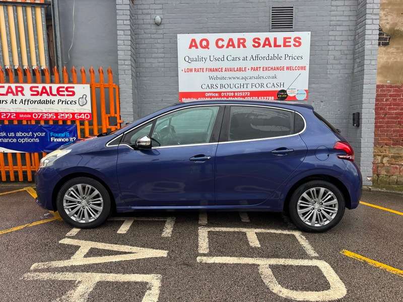 A 2016 PEUGEOT 208 BLUE HDI ALLURE A 2016 PEUGEOT 208 BLUE HDI ALLURE