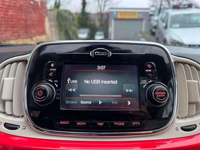 2017 FIAT 500 2017 FIAT 500