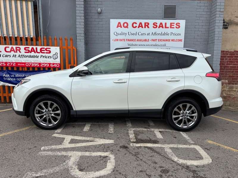 A 2016 TOYOTA RAV4 D-4D EXCEL A 2016 TOYOTA RAV4 D-4D EXCEL