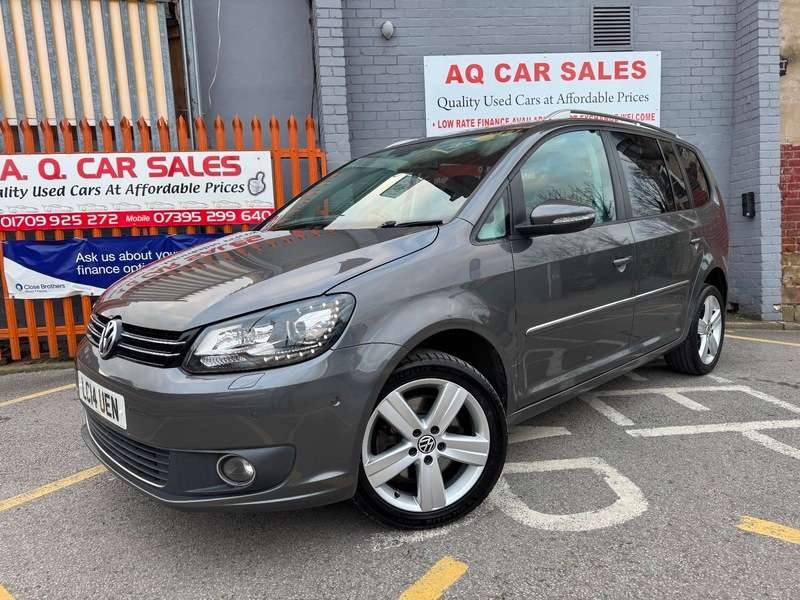 A 2014 VOLKSWAGEN TOURAN SPORT TDI DSG A 2014 VOLKSWAGEN TOURAN SPORT TDI DSG