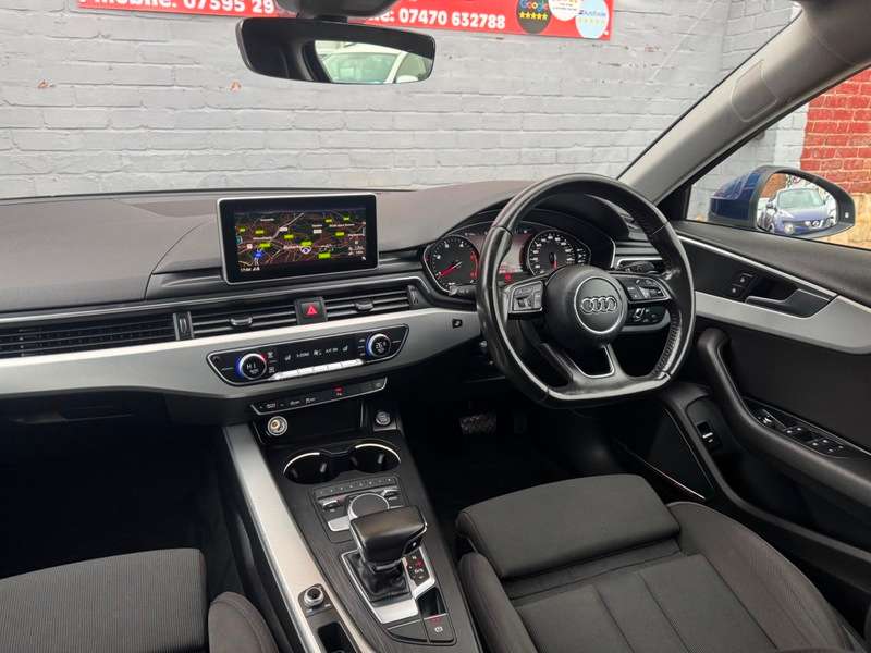 2017 AUDI A4 2017 AUDI A4