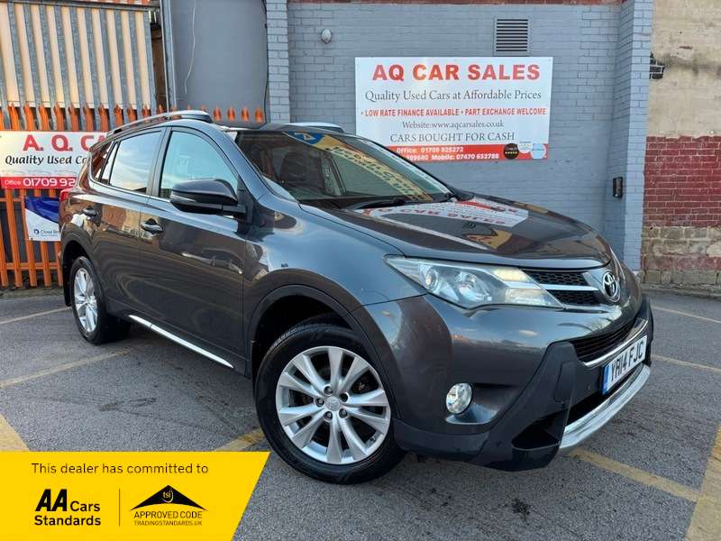 A 2014 TOYOTA RAV4 D-4D INVINCIBLE AWD A 2014 TOYOTA RAV4 D-4D INVINCIBLE AWD
