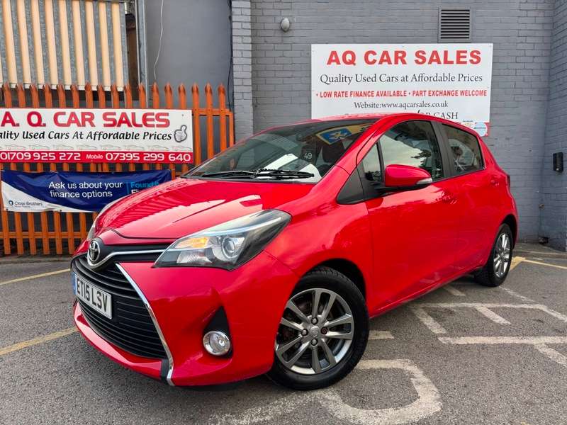 A 2015 TOYOTA YARIS VVT-I ICON M-DRIVE S A 2015 TOYOTA YARIS VVT-I ICON M-DRIVE S
