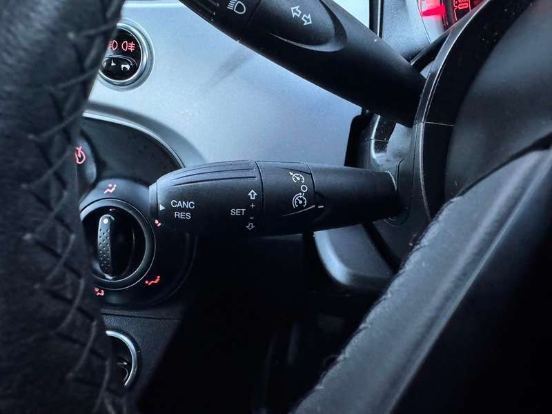 2021 FIAT 500 2021 FIAT 500