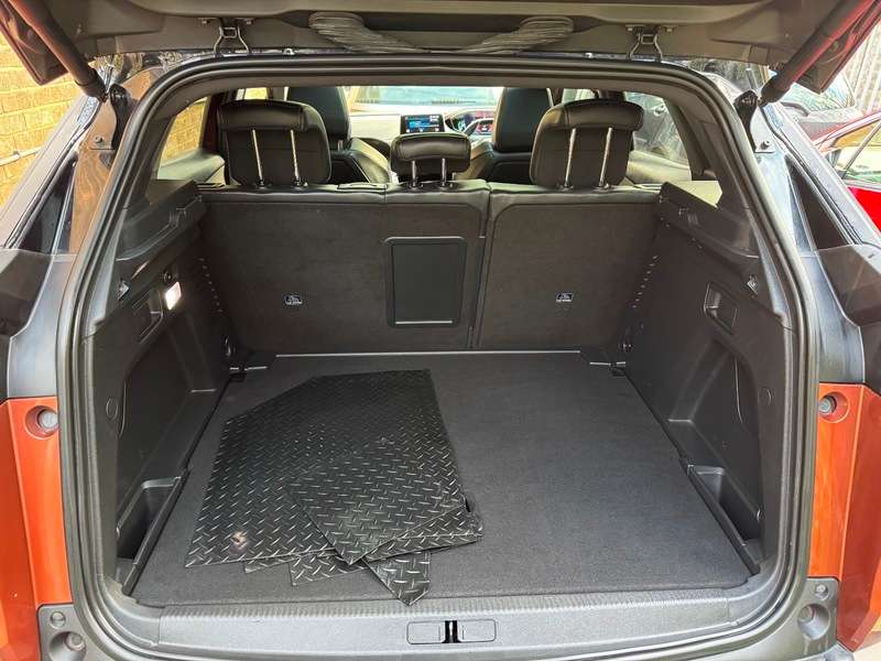 2019 PEUGEOT 3008 2019 PEUGEOT 3008