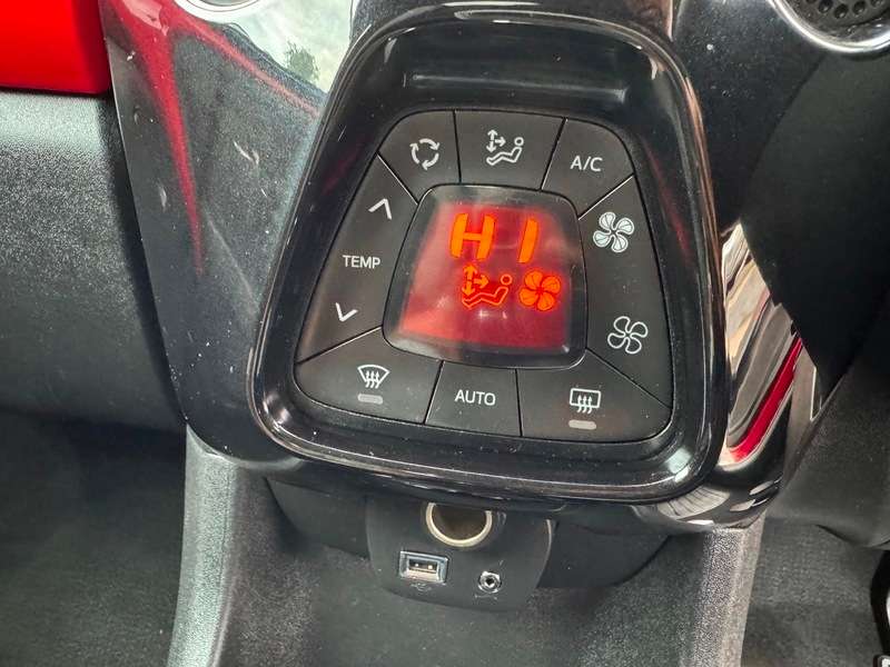 2018 TOYOTA AYGO 2018 TOYOTA AYGO