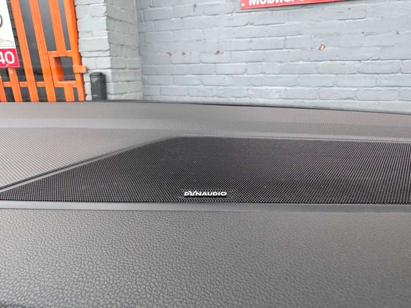 2018 VOLKSWAGEN TIGUAN 2018 VOLKSWAGEN TIGUAN