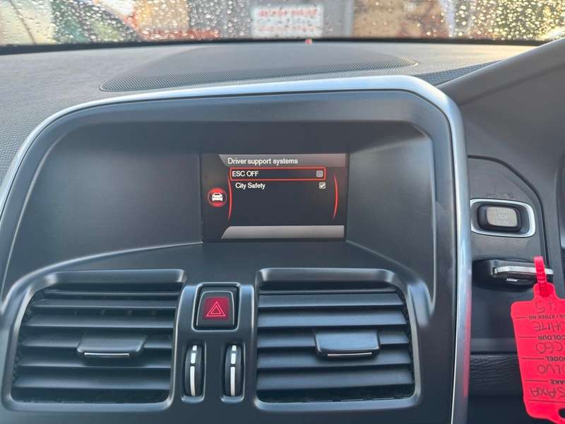 2015 VOLVO XC60 2015 VOLVO XC60