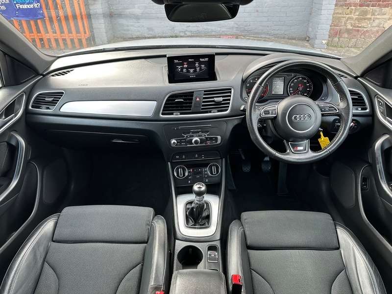 2018 AUDI Q3 2018 AUDI Q3