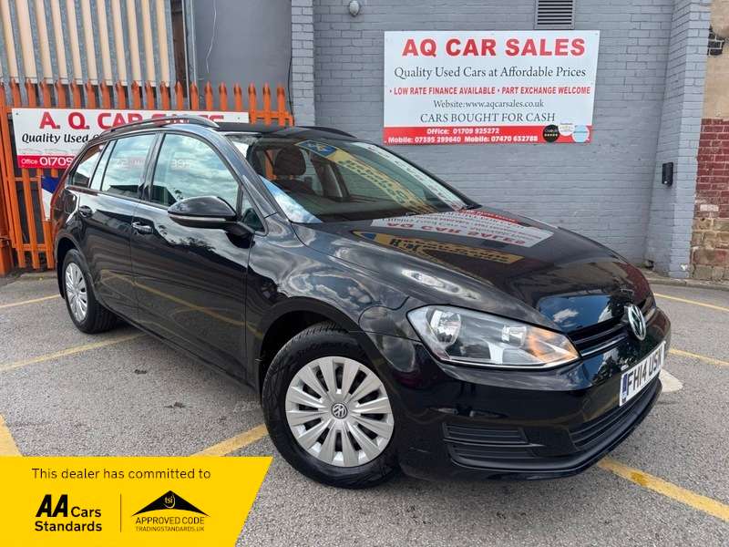 A 2014 VOLKSWAGEN GOLF S TSI BLUEMOTION TECHNOLOGY A 2014 VOLKSWAGEN GOLF S TSI BLUEMOTION TECHNOLOGY