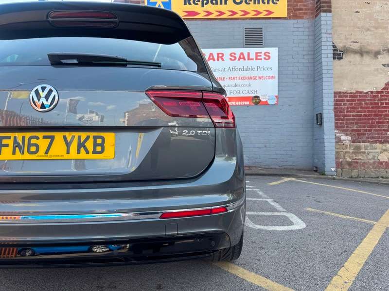 2017 VOLKSWAGEN TIGUAN 2017 VOLKSWAGEN TIGUAN