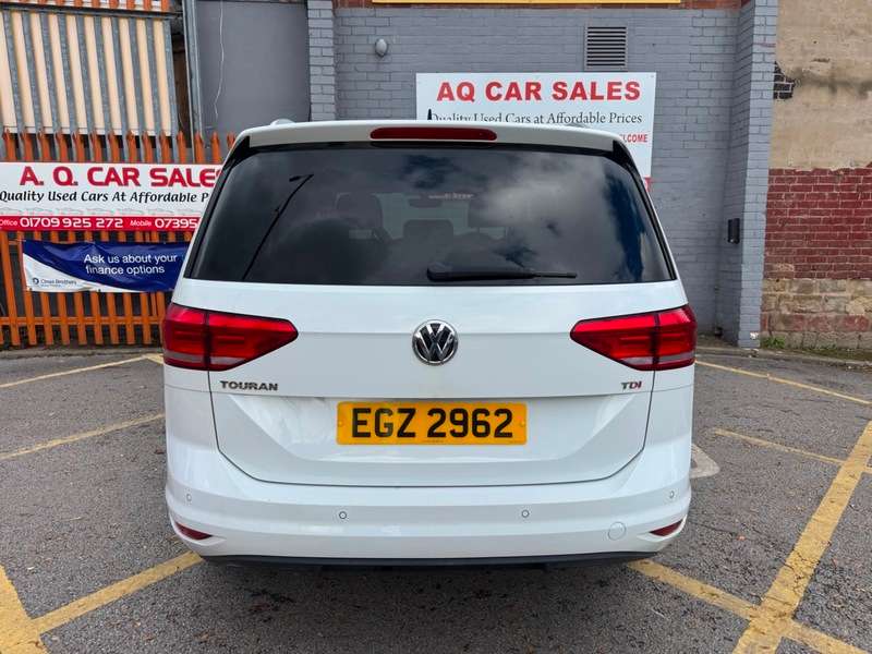2016 VOLKSWAGEN TOURAN 2016 VOLKSWAGEN TOURAN