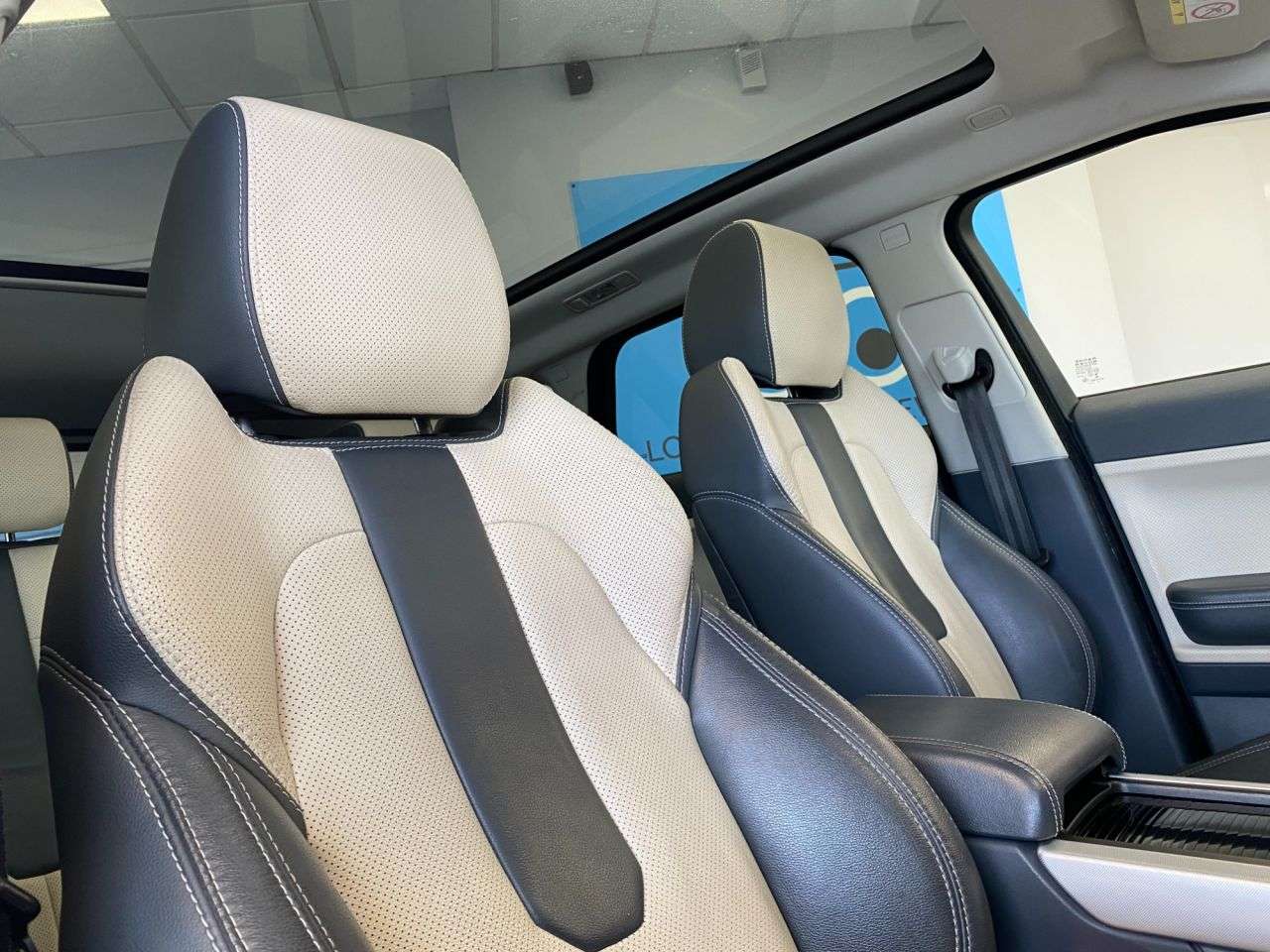 2014 LAND ROVER RANGE ROVER EVOQUE 2014 LAND ROVER RANGE ROVER EVOQUE