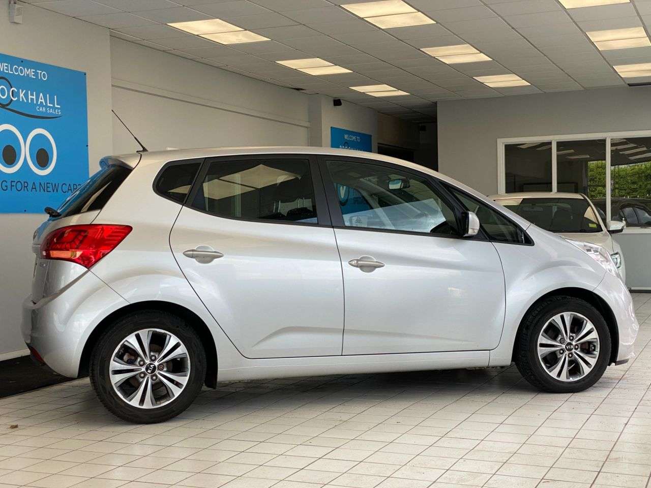 2015 KIA VENGA 2015 KIA VENGA