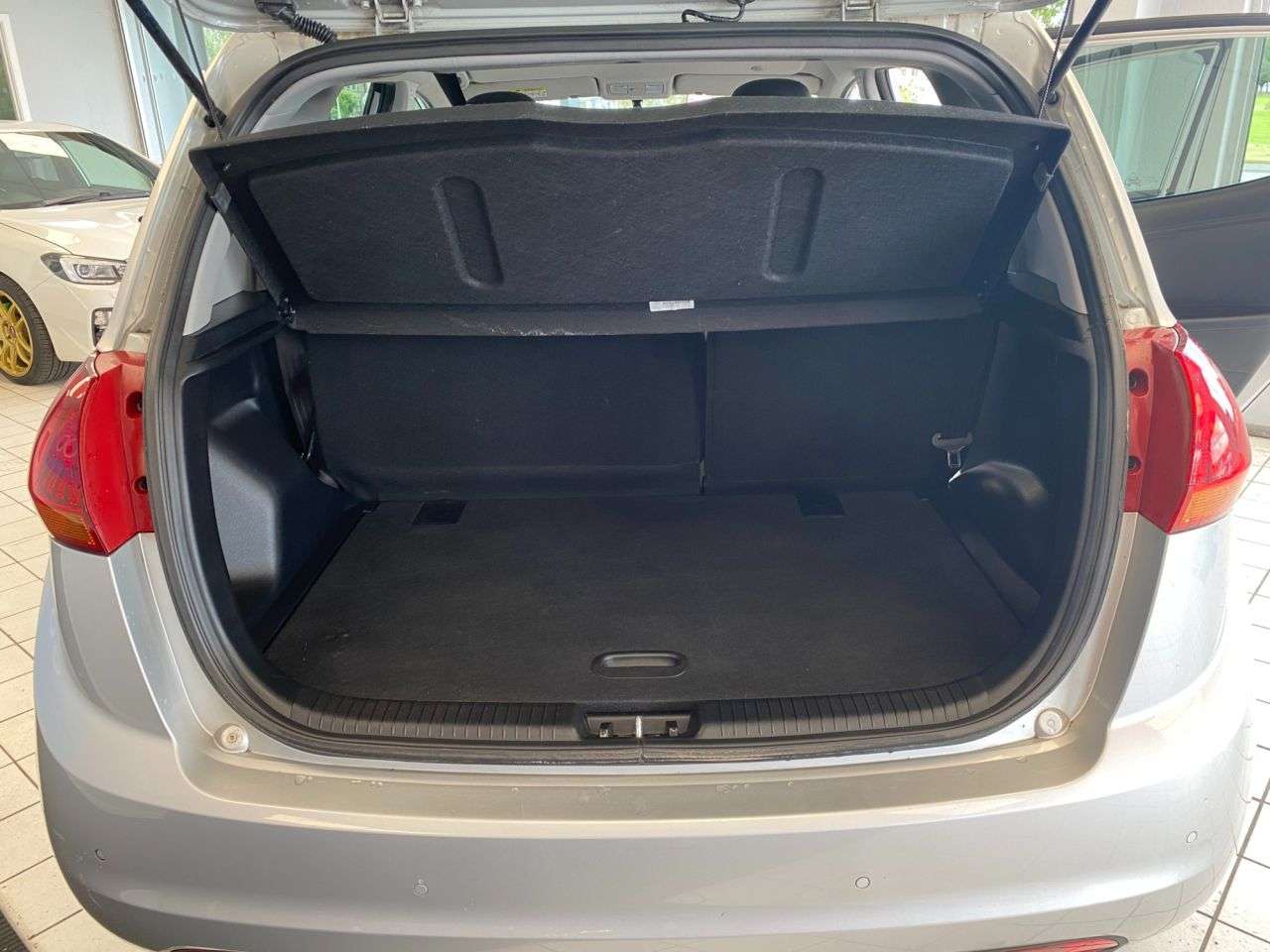 2015 KIA VENGA 2015 KIA VENGA