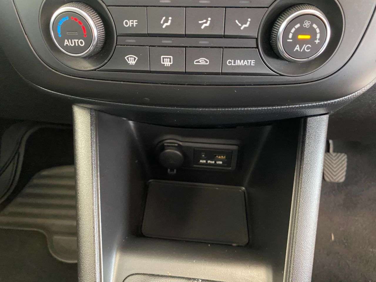 2015 KIA VENGA 2015 KIA VENGA