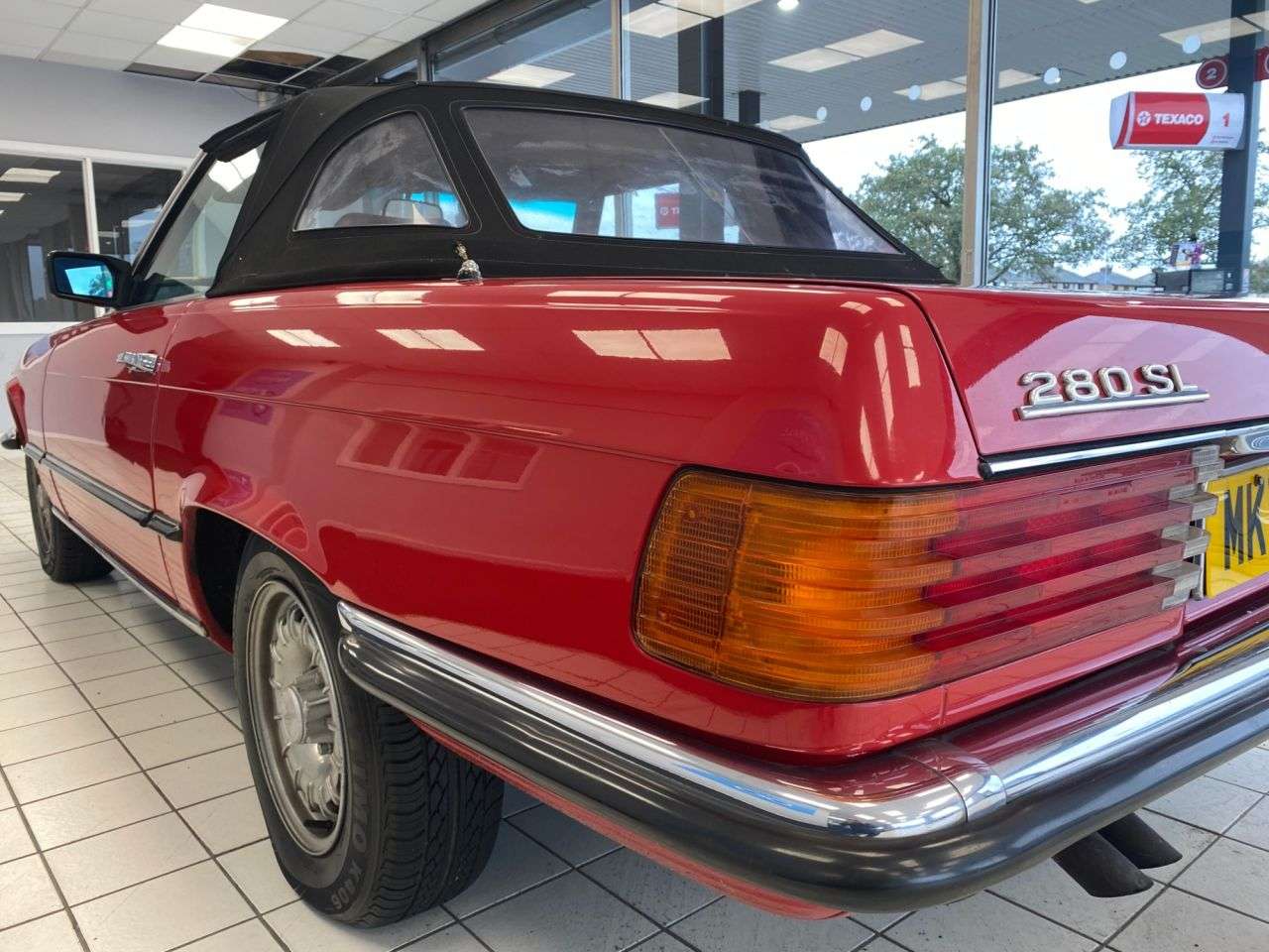 1981 MERCEDES-BENZ SL 1981 MERCEDES-BENZ SL