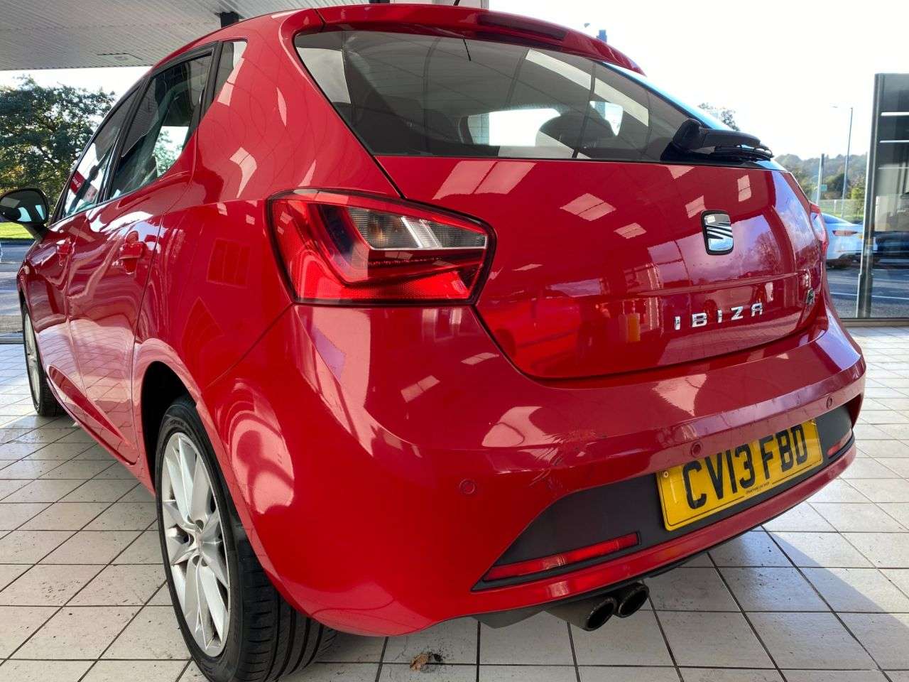 2013 SEAT IBIZA 2013 SEAT IBIZA
