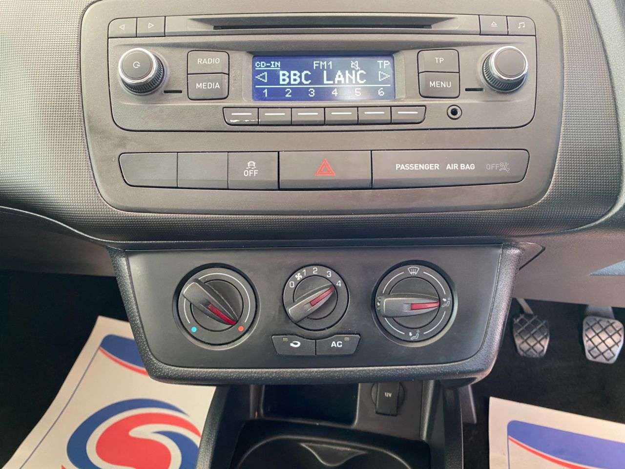 2013 SEAT IBIZA 2013 SEAT IBIZA