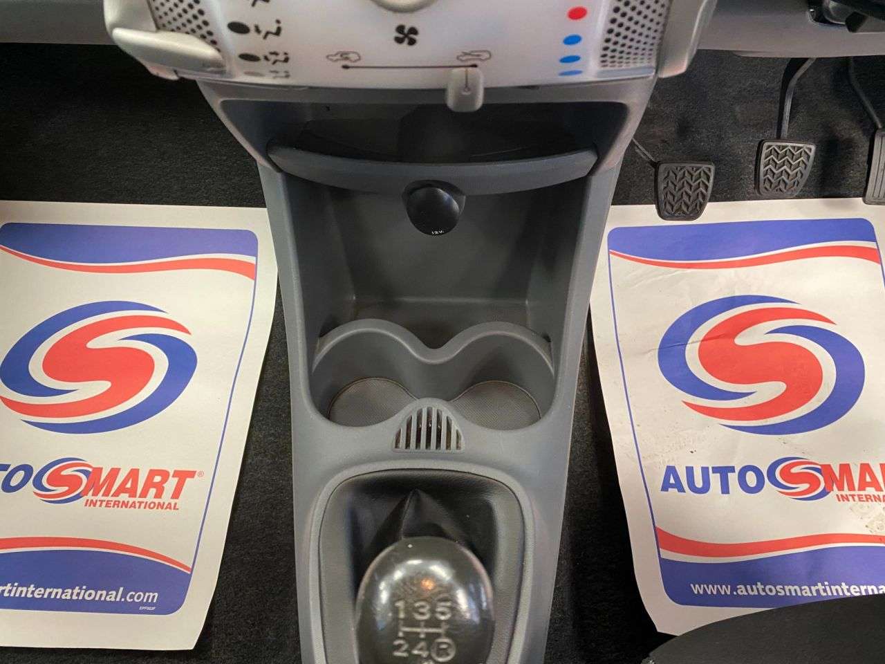 2010 TOYOTA AYGO 2010 TOYOTA AYGO