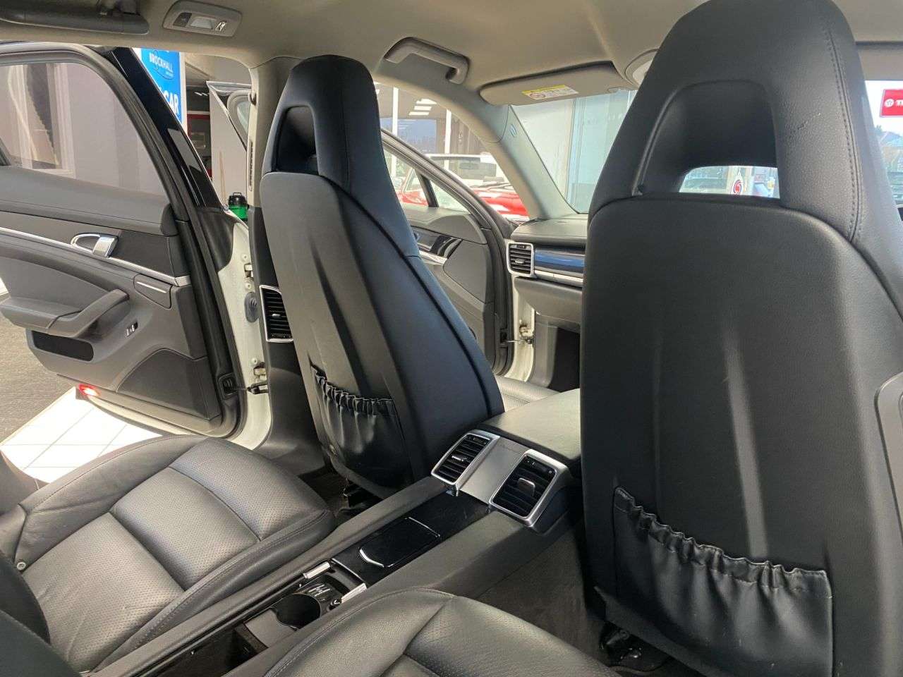 2015 PORSCHE PANAMERA 2015 PORSCHE PANAMERA