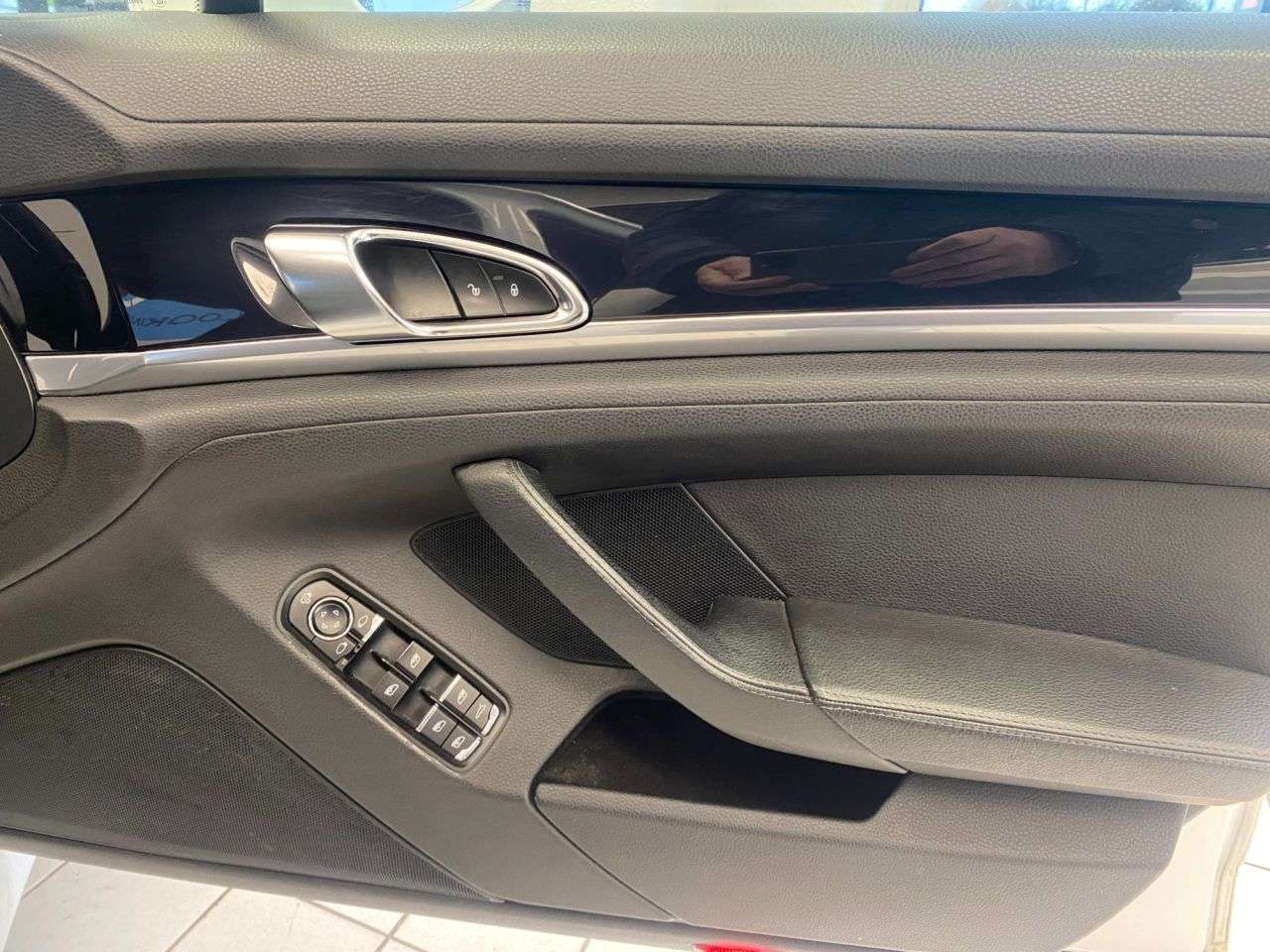 2015 PORSCHE PANAMERA 2015 PORSCHE PANAMERA