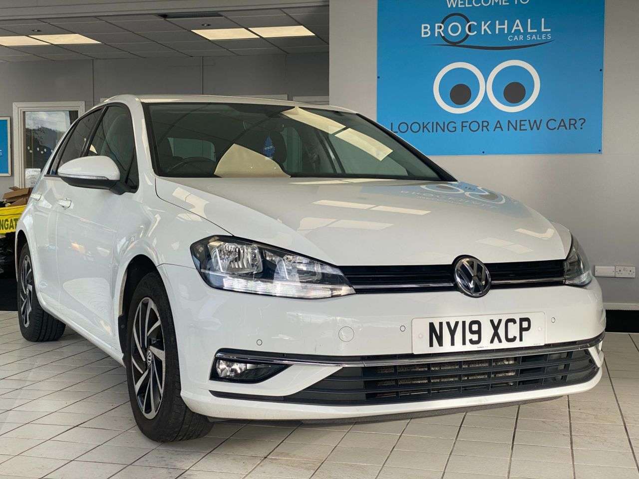 A 0 VOLKSWAGEN GOLF 1.5 TSI EVO Match Hatchback 5dr Petrol Manual Euro 6 (s/s) (150 ps) A 0 VOLKSWAGEN GOLF 1.5 TSI EVO Match Hatchback 5dr Petrol Manual Euro 6 (s/s) (150 ps)