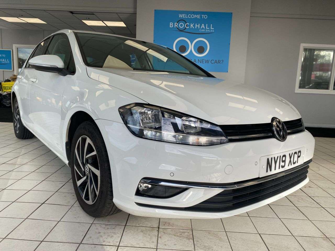 A 0 VOLKSWAGEN GOLF 1.5 TSI EVO Match Hatchback 5dr Petrol Manual Euro 6 (s/s) (150 ps) A 0 VOLKSWAGEN GOLF 1.5 TSI EVO Match Hatchback 5dr Petrol Manual Euro 6 (s/s) (150 ps)