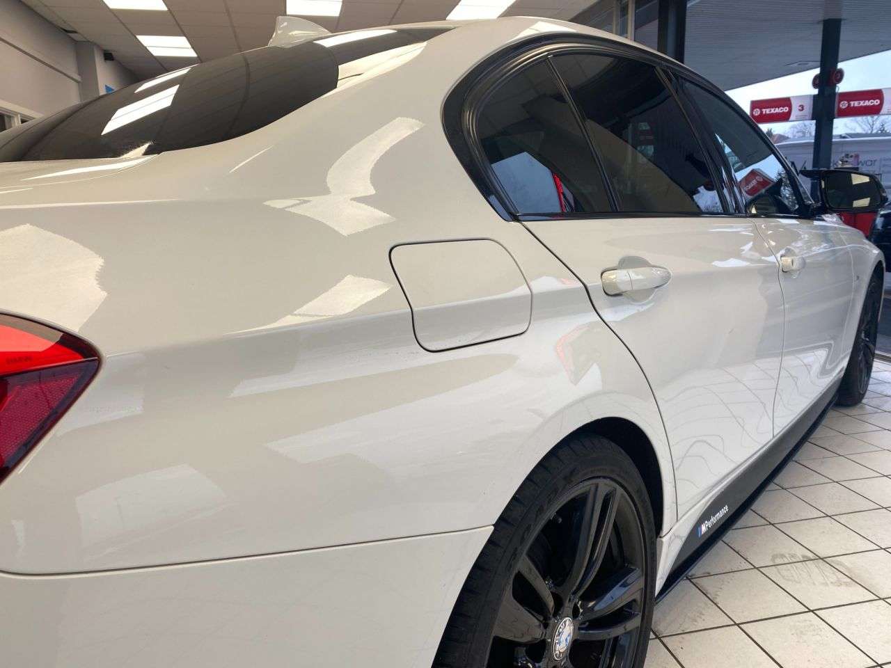 0 BMW 3 SERIES 0 BMW 3 SERIES