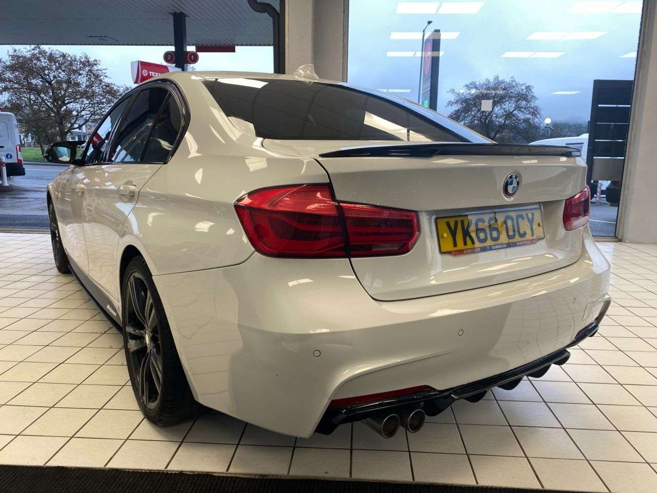 0 BMW 3 SERIES 0 BMW 3 SERIES